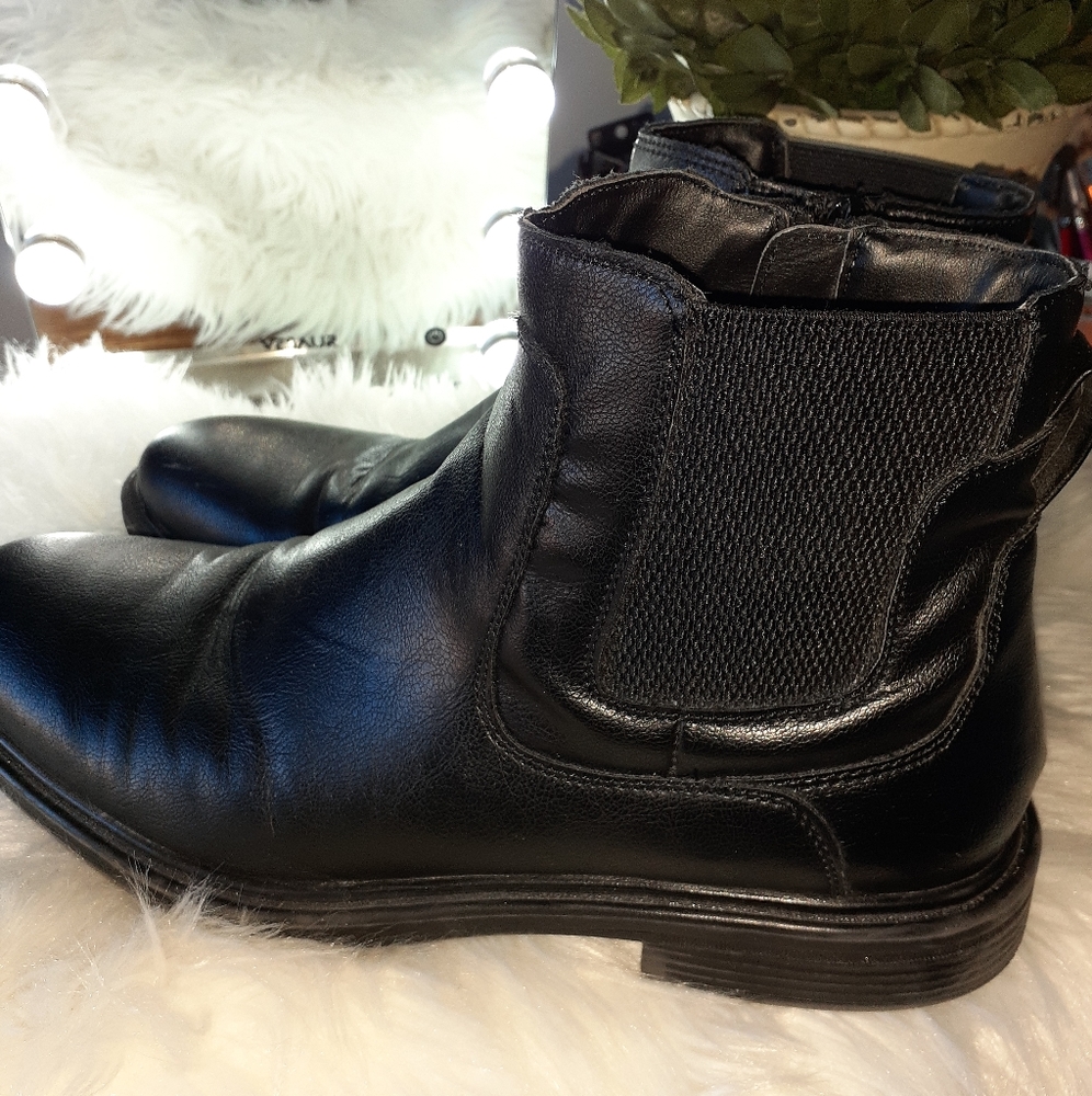 Alfani Men's Chelsea Chukka Boots